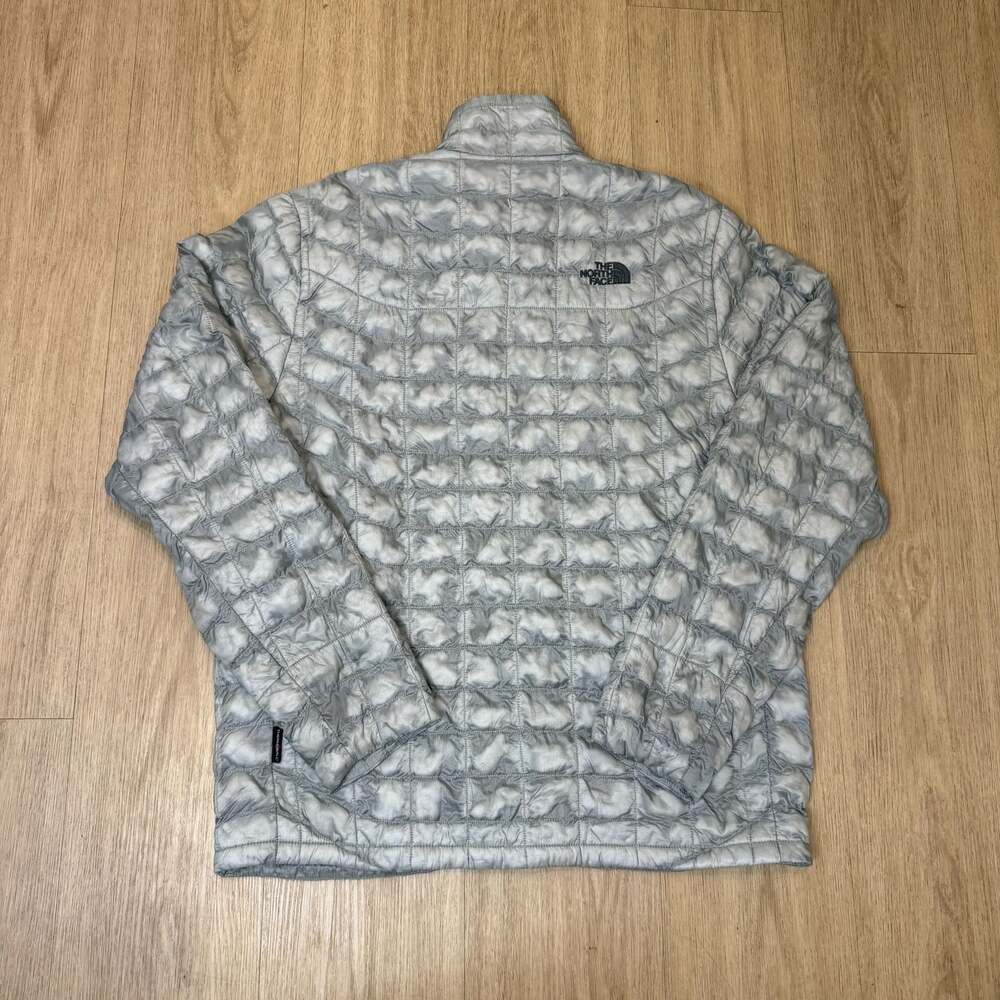 Size M -The North Face Thermoball Gray Puffer - Picture 2 of 7